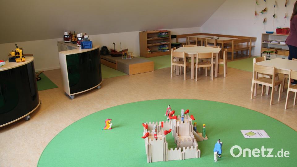 Großzügig und hell präsentieren sich nun die neuen Räume. Im ersten Stock ist der Kindergarten und im Erdgeschoss ist die Kinderkrippe untergebracht. Bild: prh