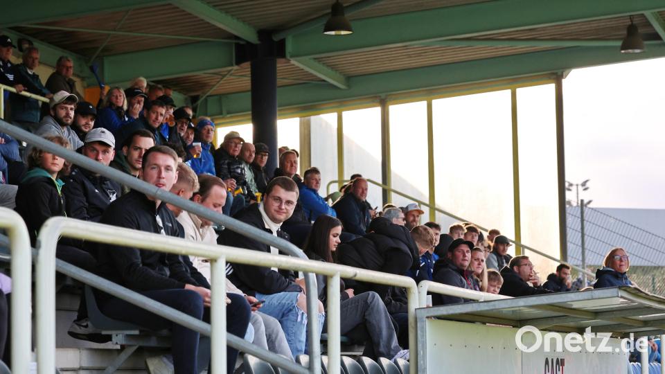 Landesliga-Relegation: Die SpVgg SV Weiden II und der TV Parsberg trennten sich 2:2. Bild: Dieter Jäschke