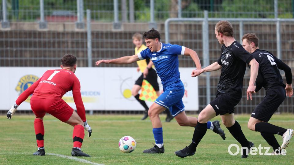 Landesliga-Relegation: Die SpVgg SV Weiden II und der TV Parsberg trennten sich 2:2. Bild: Dieter Jaeschke