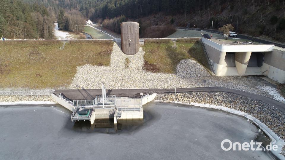 So sieht das neue Bauwerk am Eixendorfer See aus, das jetzt im Probebetrieb getestet wird. Bild: Wasserwirtschaftsamt Weiden