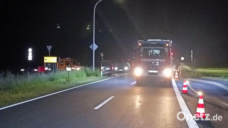 Schusswechsel bei Polizeikontrolle in Schirnding: Ein Mann schießt auf Beamte und wird tödlich getroffen. Bild: nic