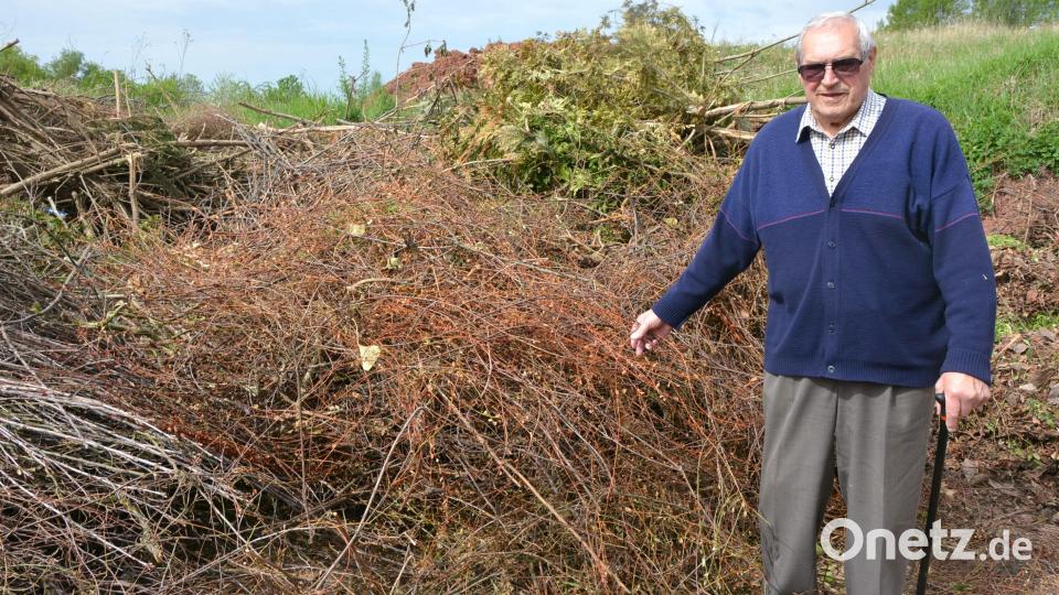 Hans Zeitler war zwanzig Jahre für die Deponie Neuenreuth zuständig, ehe er Ende März seinen Dienst aus gesundheitlichen Gründen einstellte. Bild: jr