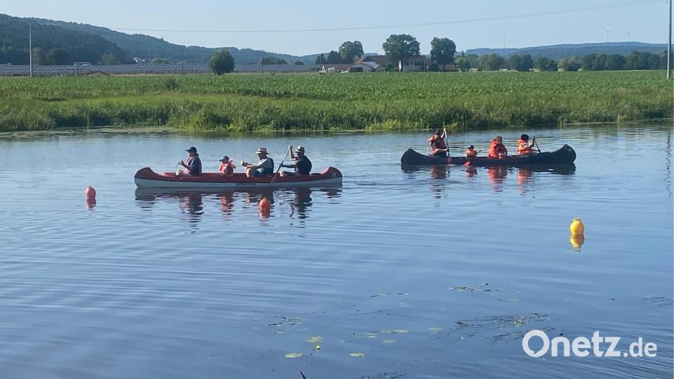 So manche Besucher nutzten das Fest zu einem kleinen Ausflug zu Wasser. Bild: jua