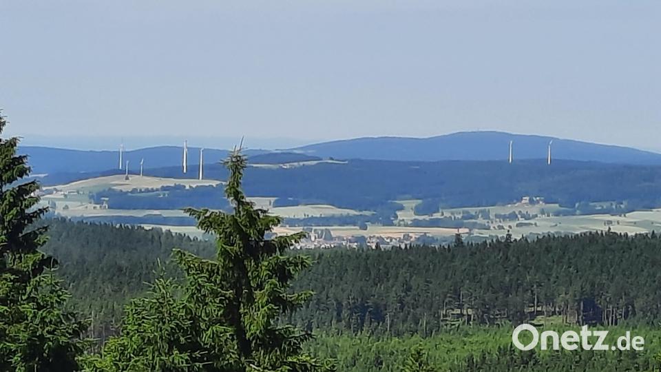 Blick vom Aussichtsturm ins Bärnauer Land. Bild: kro
