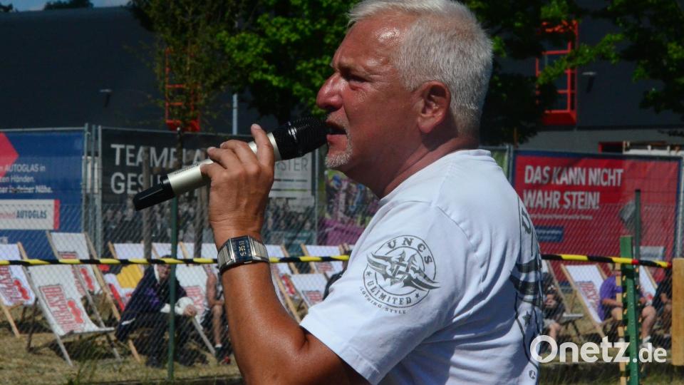 Radio-Moderator und Kabarettist Matthias &quot;Matuschke&quot; Matuschik moderiert die Stuntshows. Bild: Kunz