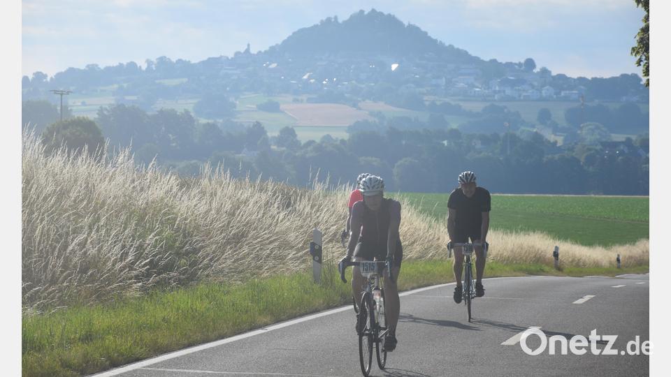 Diese drei haben den Parkstein im Rücken, aber noch 200 Kilometer vor sich. Bild: fz