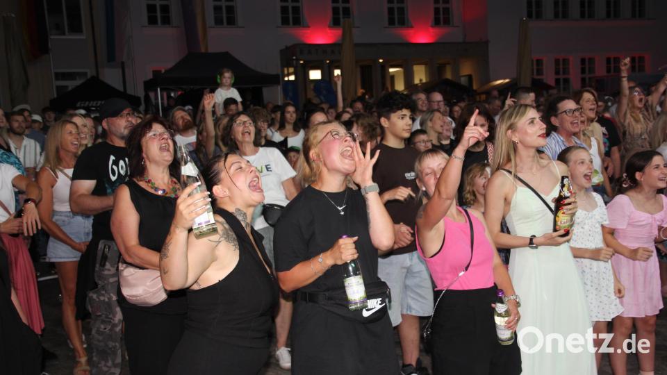 Kreischende Frauen in Waldsassen. Bild: kro