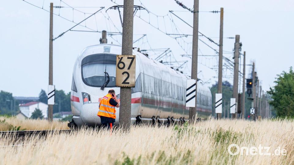 Die Opfer sind den Angaben nach leicht verletzt. Bild: Armin Weigel/dpa