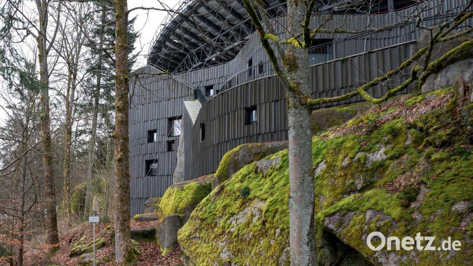 Das Freilichttheater auf der Luisenburg. Archivbild: Daniel Vogl/dpa