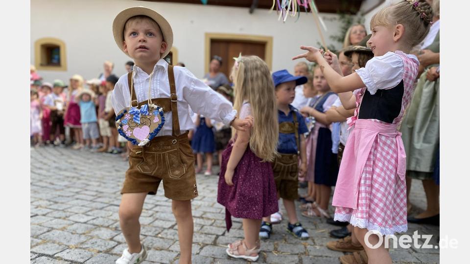 Was für ein fesches Kirwapaar! Bild: aub