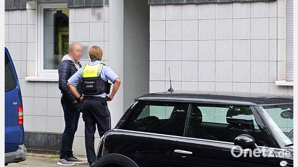 Insgesamt fanden Maßnahmen zeitgleich in sechs Objekten in den Städten Essen, Dortmund, Düsseldorf und Soest statt, wie die Generalstaatsanwaltschaft Düsseldorf und die Polizei Essen mitteilten. Bild: Markus Gayk/dpa