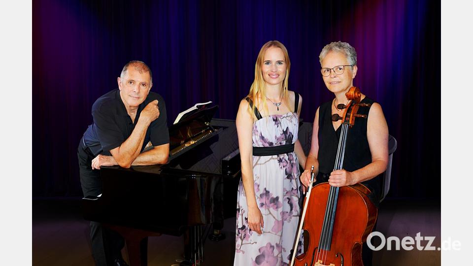 Mit Laura Demjan, Ute &amp; Albert Sommer, haben sich drei hochkarätige Musiker/innen zusammengefunden. Bild: Albert Sommer/exb