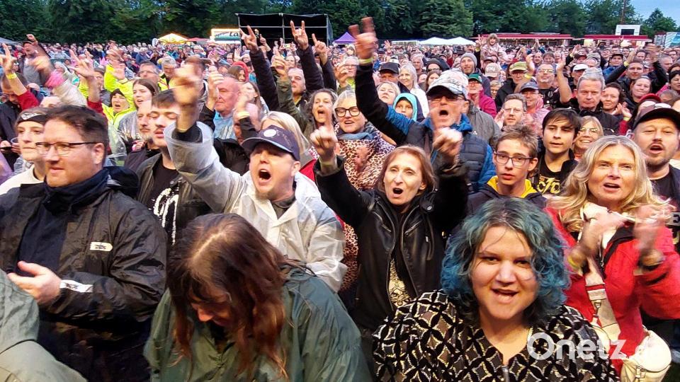 Ausgelassene Stimmung beim Oberpfalzfestival. Bild: Kunz