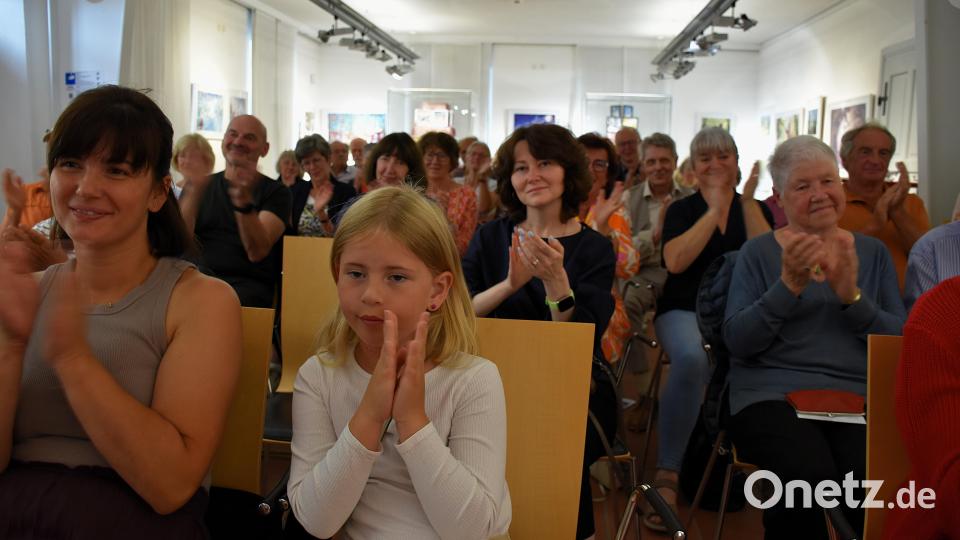 Die Gäste spendeten zwischen den Musikstücken begeistert Applaus. Bild: ubb