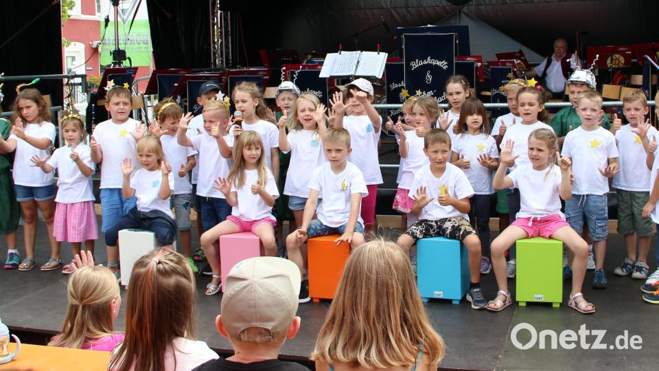 Die Vorschulkinder des Kinderhauses werden euch heuer wieder mit einer Einlage am Sonntag das Bürgerfest bereichern. Bild: lep