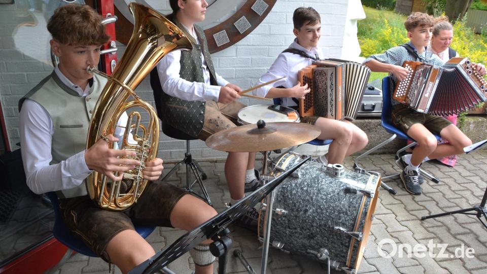 Musikalischer Willkommensgruß der Schüler. Bild: jr