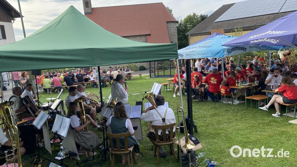 Das „Waldthurner Blechg&#039;misch“ überzeugte auf ganzer musikalischer Linie. Bild: fvo