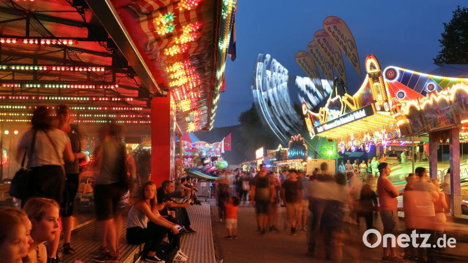 Für das Schwandorfer Volksfest gibt es eine neue Festleitung. Archivbild: ggö