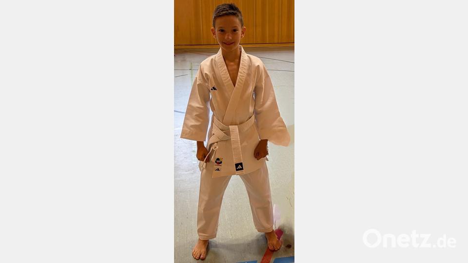 Felix macht gerne Karate. Bild: Grundschule Neustadt