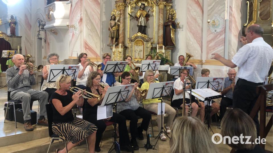 Klassische Musik und auch moderne Stücke hat der Posaunenchor unter Leitung von Markus Sparrer im Programm. Bild: sei