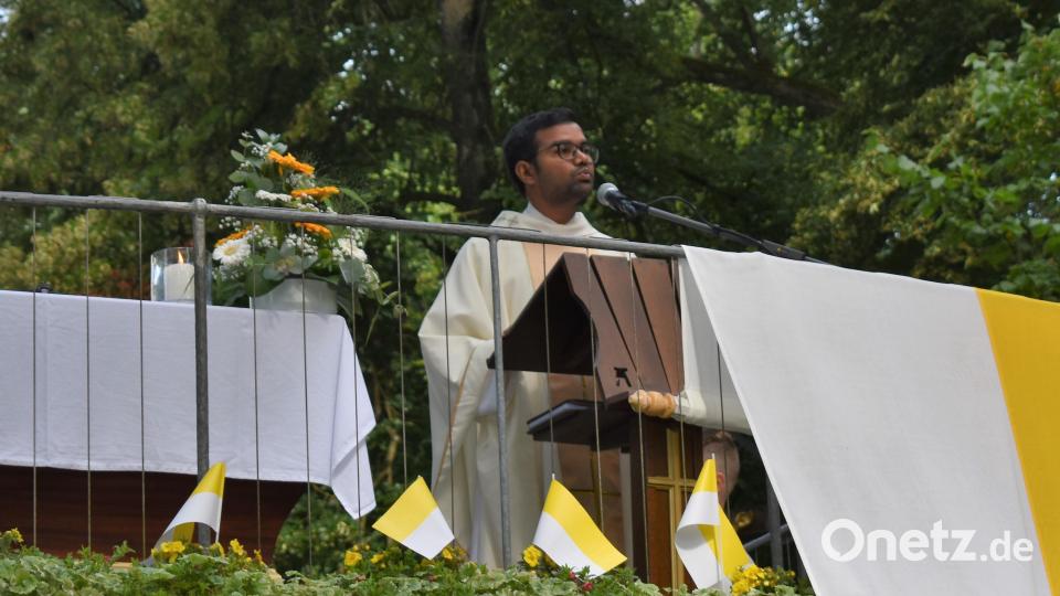 Kaplan Raveendra Reddy Ponnapati war der Festprediger. Bild: rgr