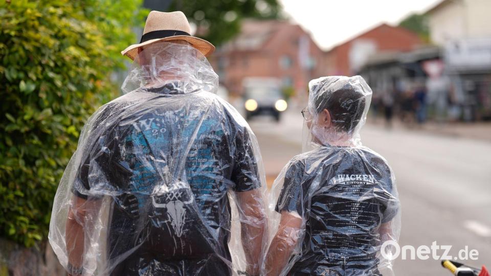 Mehrfach gab es am Dienstag teils kräftigere Schauer. Bild: Marcus Brandt/dpa