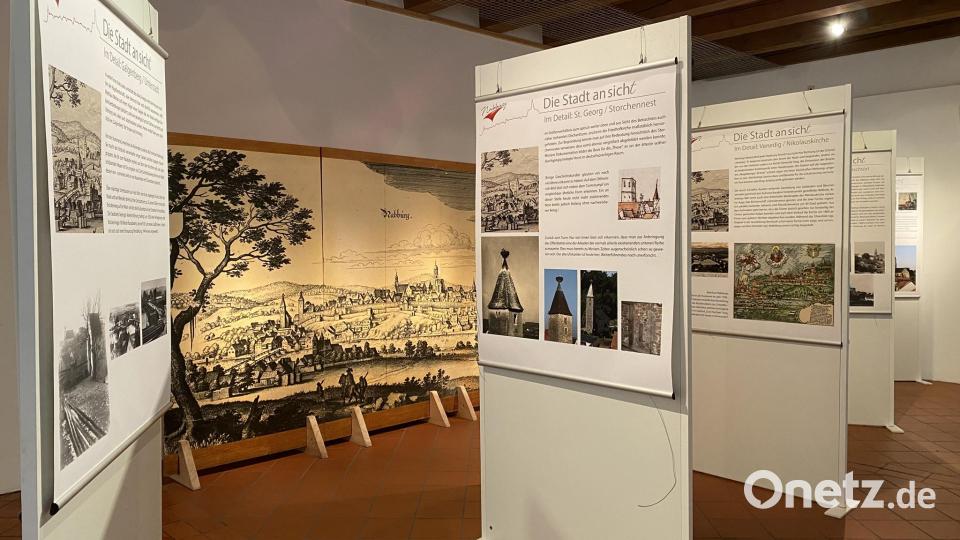 Anhand des Merian-Stichs im Hintergrund lassen sich Vergleiche ziehen, zu dem, was wir aus Quellen über einzelne Details wissen und wie es heute an gleicher Stelle aussieht. Bild: aub