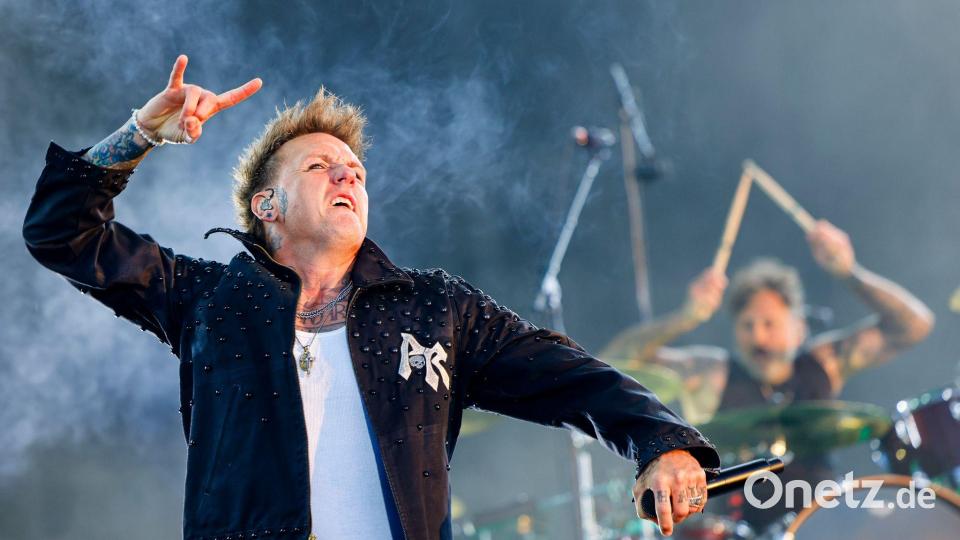 Am Freitagabend brachten Papa Roach das Infield des Festivals zum Kochen. Bild: Frank Molter/dpa