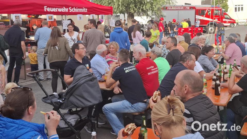 Impressionen von der langen Nacht der Feuerwehr Schirmitz. Bild: ise