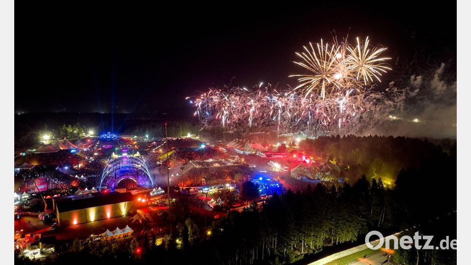 350 DJs spielten auf dem Festival. Bild: Thomas Frey/dpa