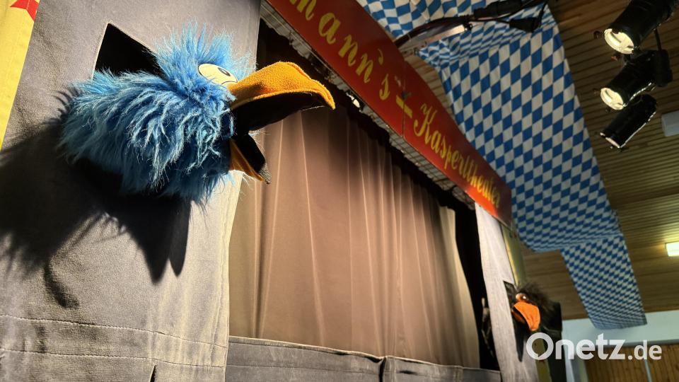Mit dabei waren natürlich auch die beiden Vögel Peppino und Pedro. Bild: Gabi Schönberger