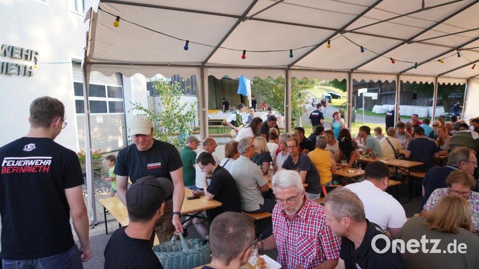 Gute Stimmung auf dem Bernriether Dorffest. Bild: fvo