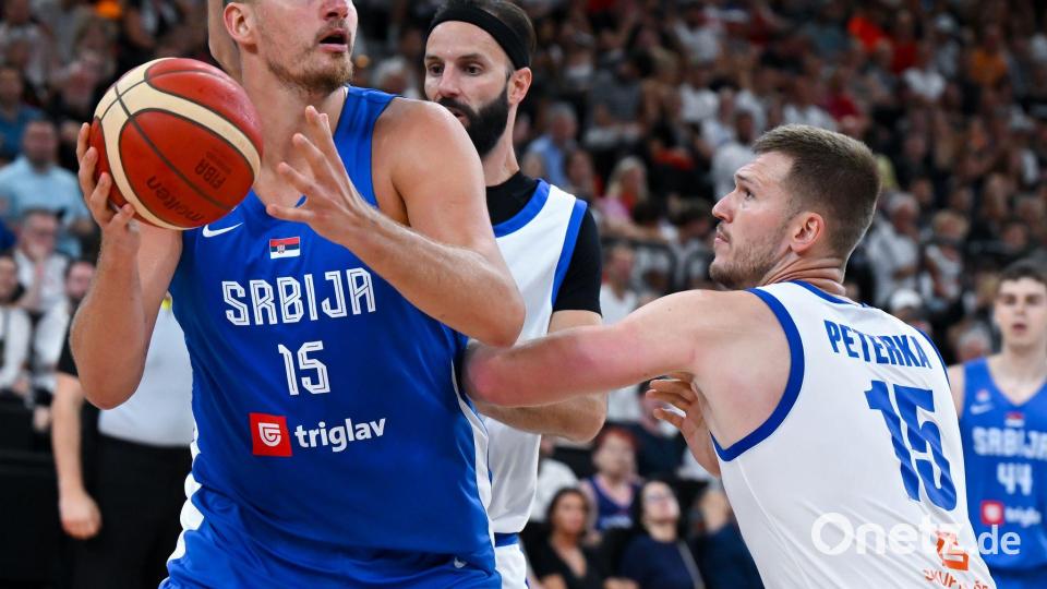 Hatte es gegen Tschechien leicht: Jokic mit den Serben. Bild: Sven Hoppe/dpa