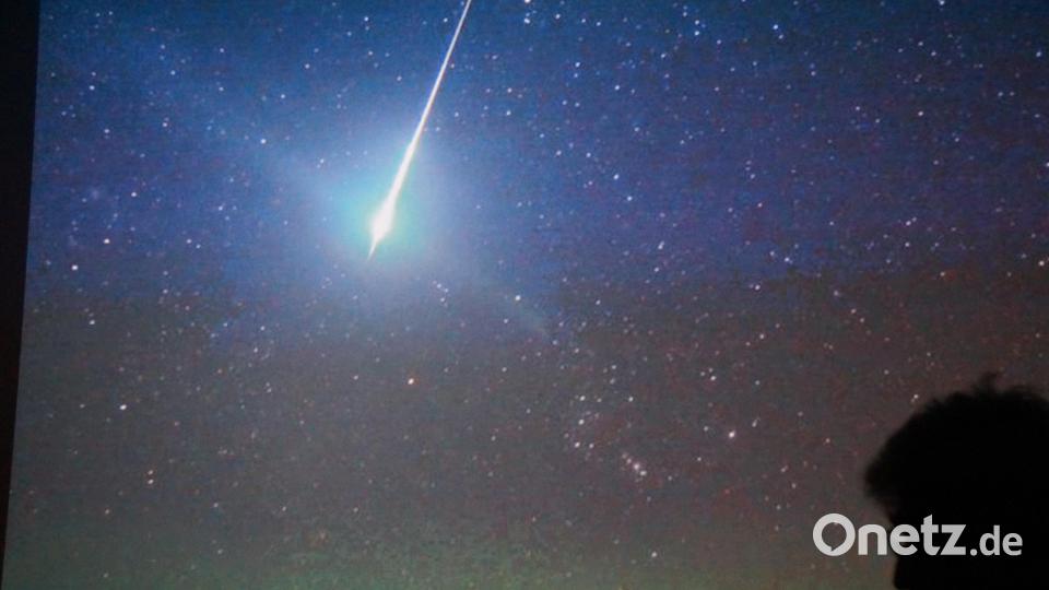 Die Besucher wurden nicht enttäuscht: Eine Sternschnuppe am Himmel. Bild: wel