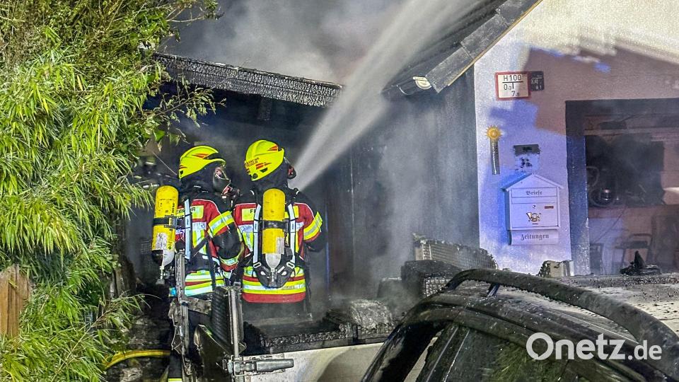 Ein Großaufgebot an Einsatzkräften war am Freitagabend bei einem Brand in Wolfsbach gefordert. Bild: Kreisbrandinspektion Amberg-Sulzbach