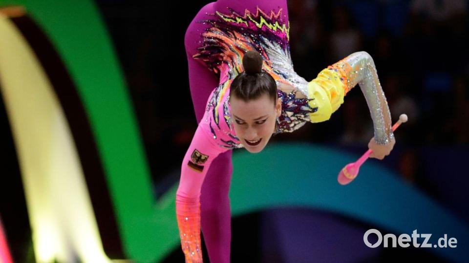 Famoser Auftritt mit den Keulen: Darja Varfolomeev. Bild: Bruna Prado/AP/dpa