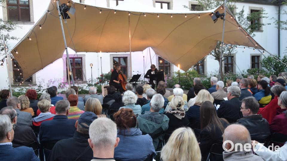Kammermusik Open Air im Hof der Regionalbibliothek: Ein traumhafter Abend. Bild: fz