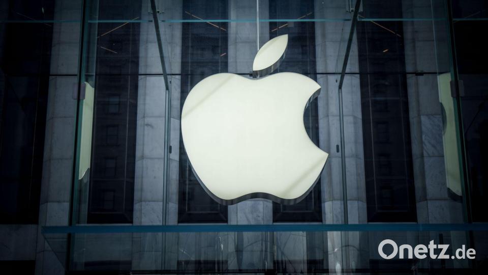 Gericht stoppt Apple-Werbung zu Smartwatches (Archivbild). Bild: Michael Kappeler/dpa