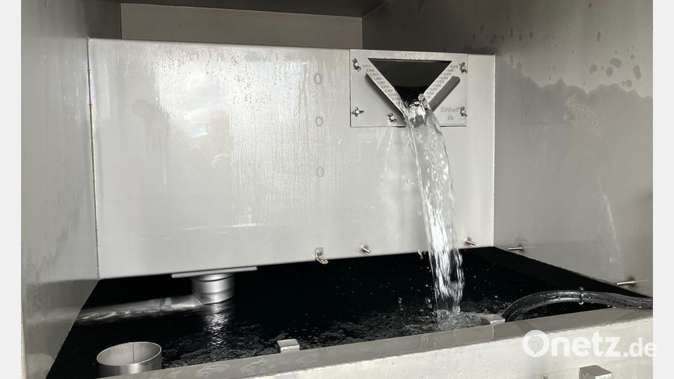 Der neue Sammelbehälter soll die Neue Prager Hütte besser mit Wasser versorgen. Bild: Sabine Dobel/dpa