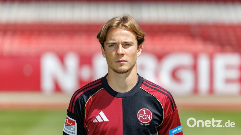 Für den FCN verpasste Jander in der vergangenen Saison nur zwei Pflichtspiele. (Archivbild) Bild: Daniel Karmann/dpa