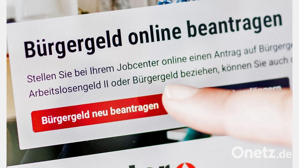 Die Regelsätze beim Bürgergeld sollen 2026 nicht steigen. (Archivbild) Bild: Carsten Koall/dpa