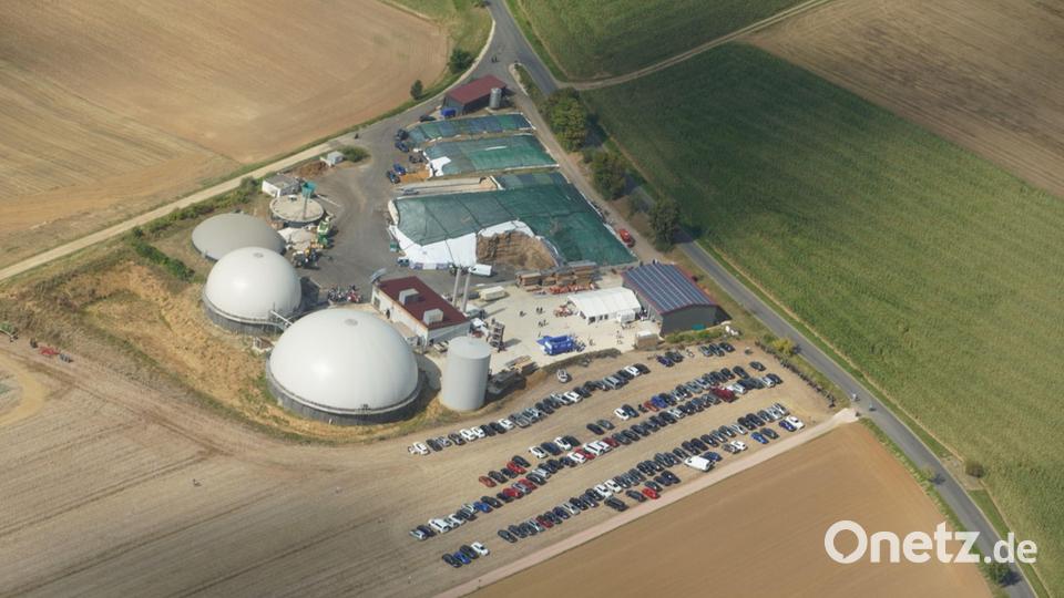 Blick auf die Biogasanlage zwischen Gebenbach und Atzmannsricht. Luftbild: Artur Lindner