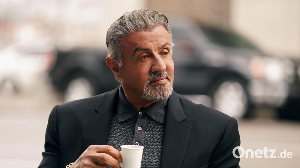 In der dritten Staffel von „Tulsa King“ bekommt Sylvester Stallone als Dwight „The General“ Manfredi Unterstützung von Samuel L. Jackson. Bild: Brian Douglas/Paramount+/dpa
