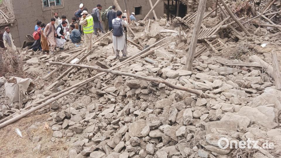 Ein Erdbeben der Stärke 6,0 ereignete sich am 31. August 2025 um Mitternacht in den östlichen afghanischen Provinzen Nangarhar und Kunar nahe der Grenze zu Pakistan. Das Gebiet gilt als abgelegen und gebirgig. Etwa 20 Minuten später folgte ein weiteres Beben in derselben Provinz mit einer Stärke von 4,5 und einer Tiefe von 10 km. Später kam es zu einem weiteren Beben der Stärke 5,2 in derselben Tiefe. Bild: Shelter Now