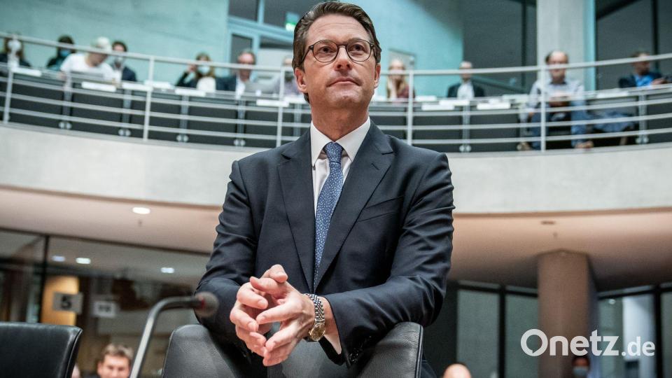 Wegen seiner Aussagen im Maut-Untersuchungsausschuss droht dem ehemaligen Verkehrsminister ein Prozess. (Archivbild) Bild: Michael Kappeler/dpa