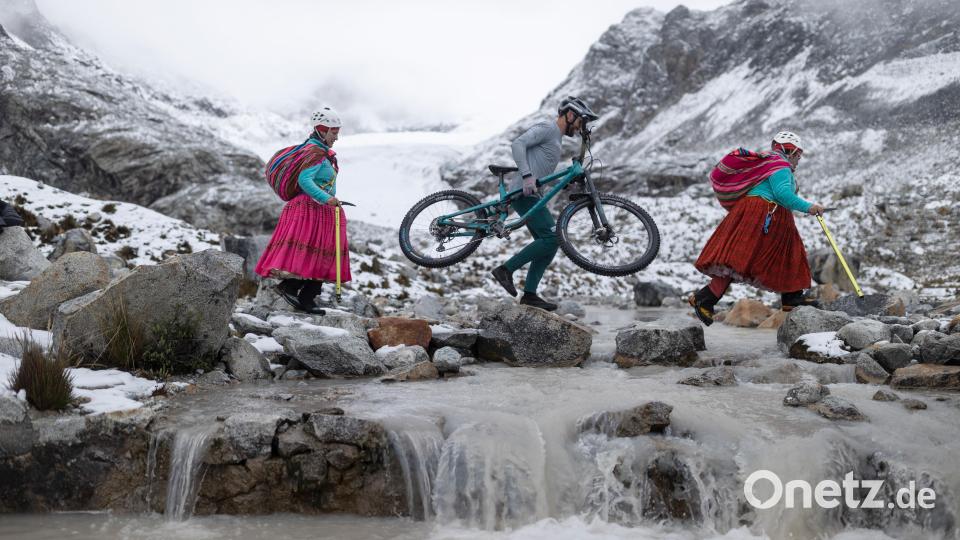 Jb Liautard hat beim Mammut Fotowettbewerb die Kategorie &quot;Hang with the Locals&quot; gewonnen. Bild: JB LIAUTARD