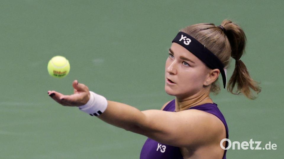 Die Tschechin Karolina Muchova war im Viertelfinale angeschlagen. Bild: Adam Hunger/AP/dpa