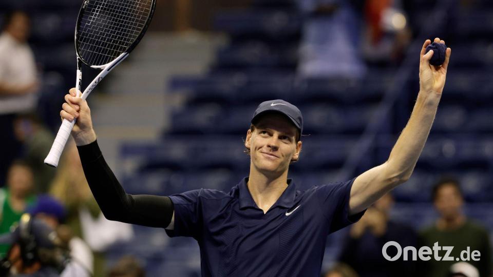 Jannik Sinner stürmte ins Halbfinale der US Open. Bild: Adam Hunger/AP/dpa