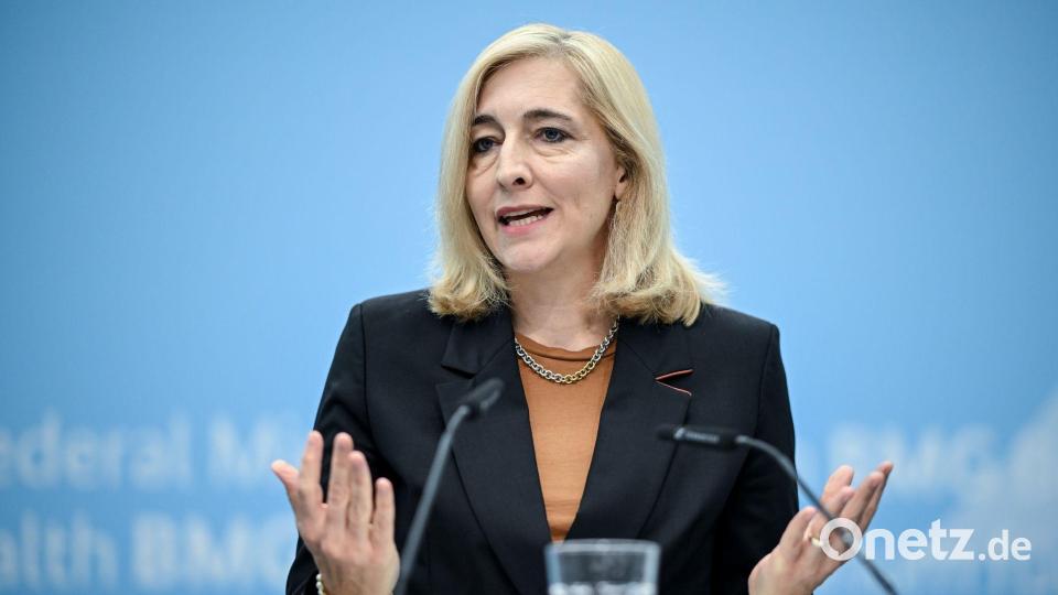 Gesundheitsministerin Warken will die Kassenbeiträge noch stabilisieren. Bild: Britta Pedersen/dpa