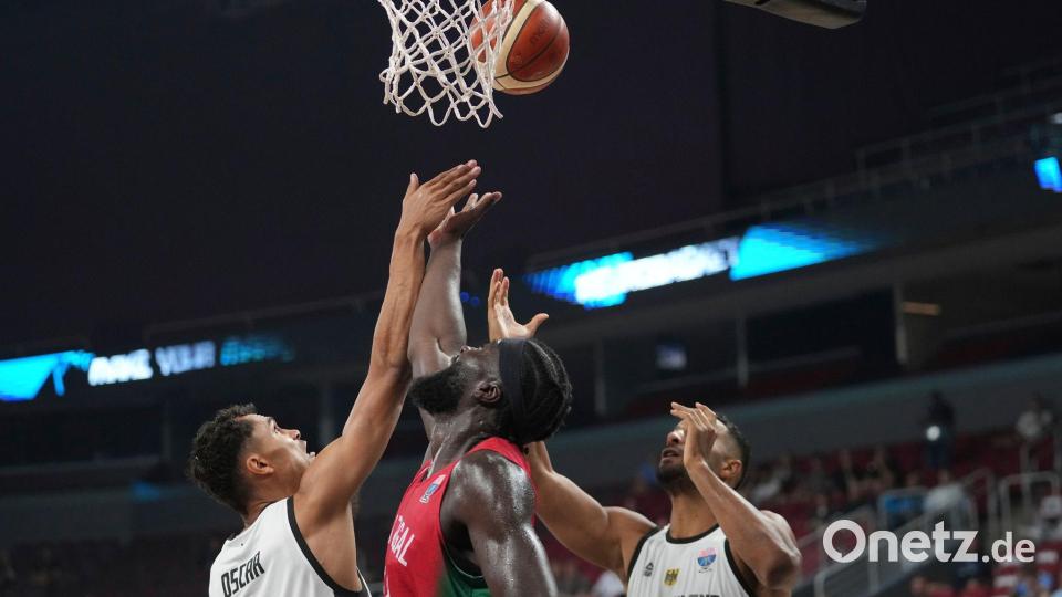 Deutschlands Basketballer hatten mit Portugal mehr Mühe als erwartet. Bild: Sergei Grits/AP/dpa